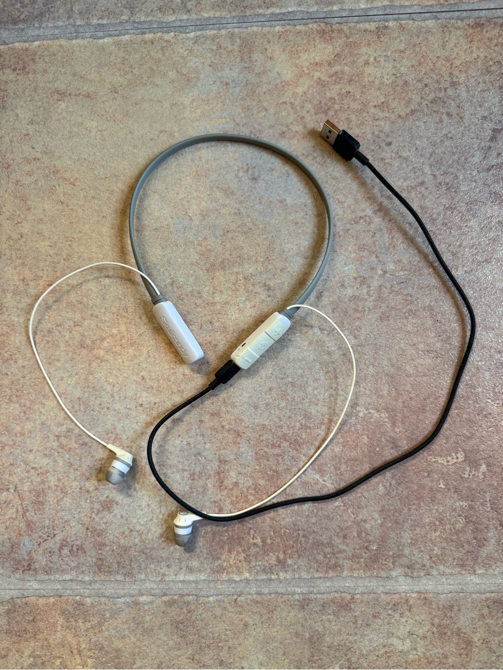 Skullcandy Ink’d Wireless Neckband Earbuds in Gray and White